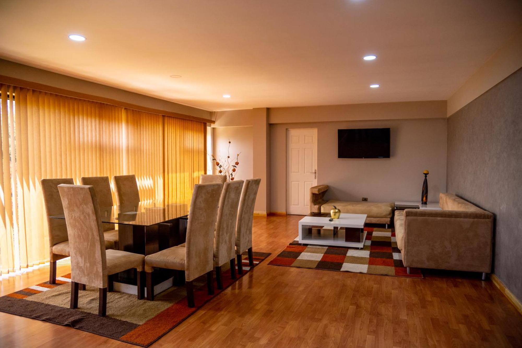 קוצ'במבה Hotel Regina Resort & Convenciones מראה חיצוני תמונה